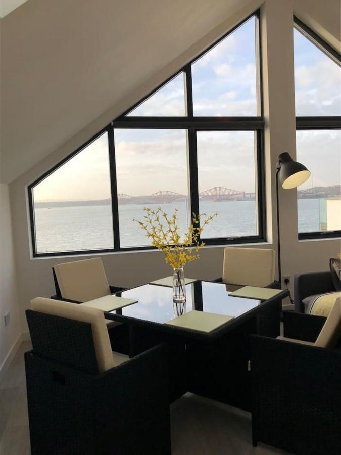 The Wee Glasshouse - Stunning Views Of Dalgety Bay Saint Davids  Bagian luar foto