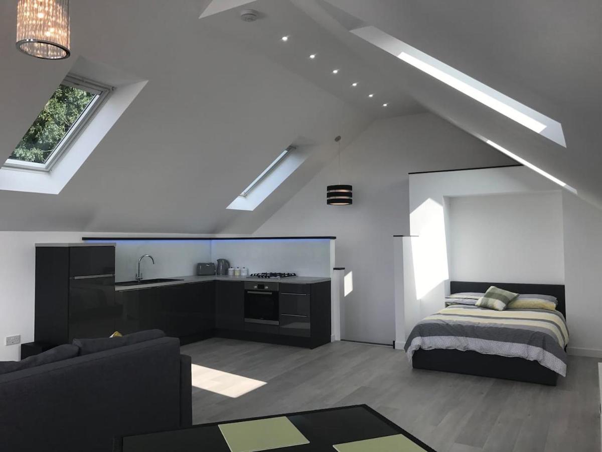 The Wee Glasshouse - Stunning Views Of Dalgety Bay Saint Davids  Bagian luar foto